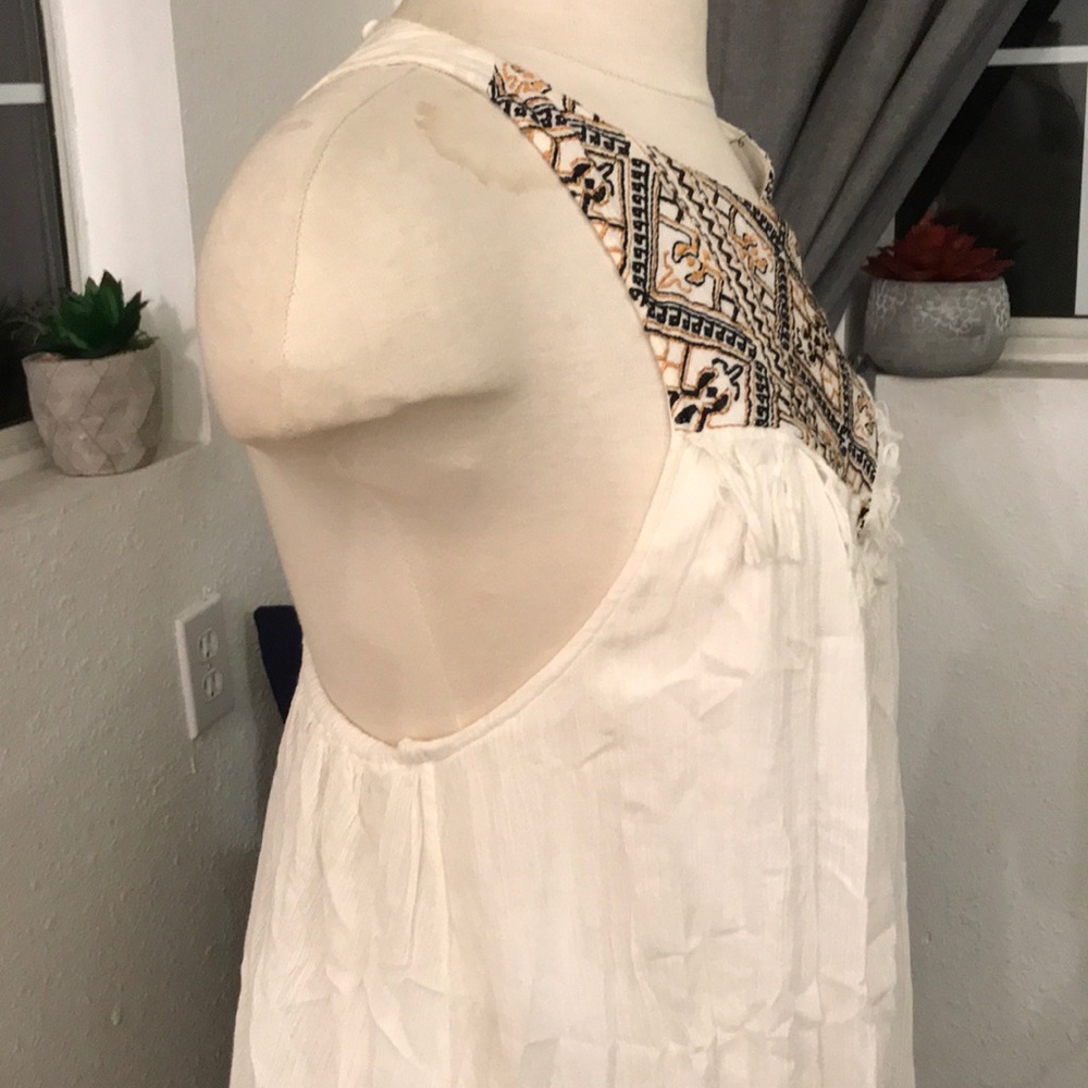 Dress - Picture 3 of 6